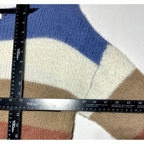 The Bluivy Women's Size Small Striped Colorblock Fuzzy Oversized Cozy Sweater - Picture 5 of 6